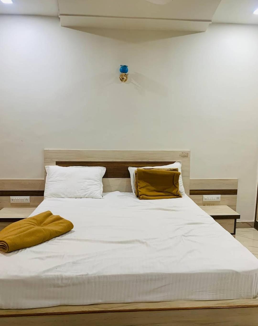 Shree Saurashtra Leuva Patel Samaj Nathdwara Villa Eksteriør billede